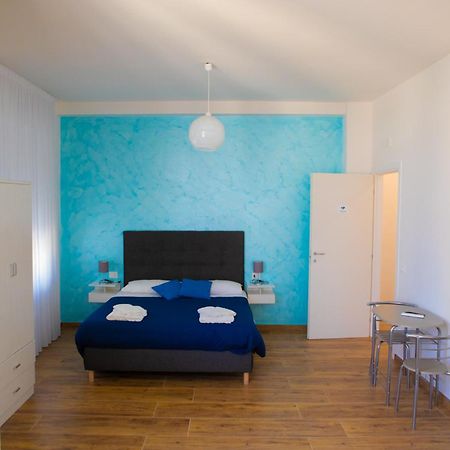 B&B Pietre Preziose ซาแลร์โน ภายนอก รูปภาพ