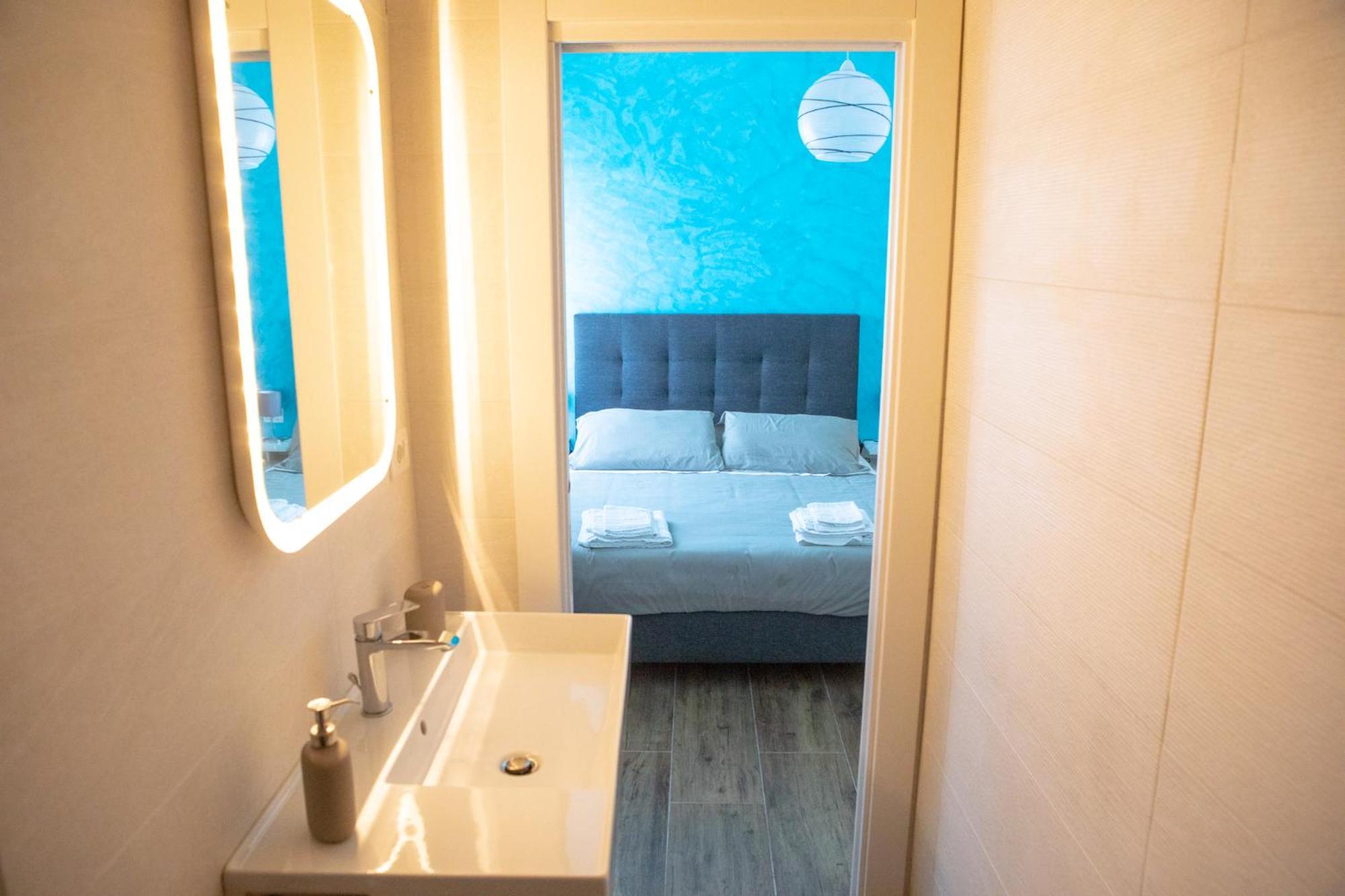 B&B Pietre Preziose ซาแลร์โน ภายนอก รูปภาพ